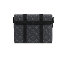 Charger l'image dans la galerie, Sac Messenger Louis Vuitton
