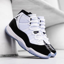 Charger l'image dans la galerie, Air Jordan 11
