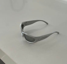 Charger l'image dans la galerie, Lunettes de soleil Balenciaga
