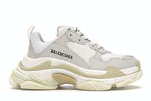 Load image into Gallery viewer, Balenciaga Triple S
